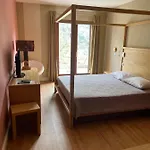Hotel Logis Hotel Le Lonca