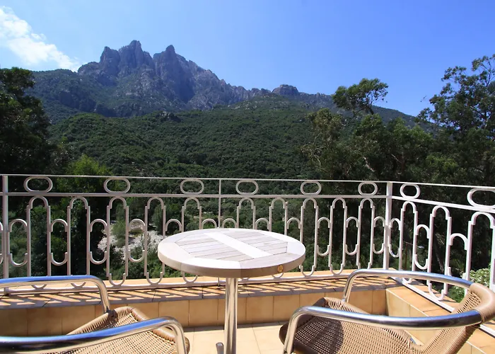 Отель Logis Le Lonca Porto (Corsica)