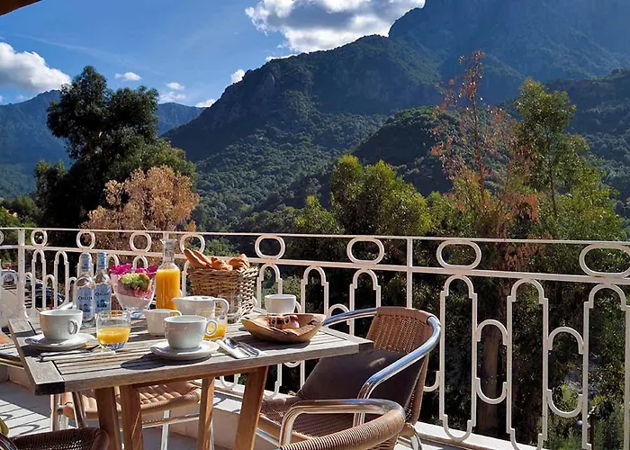 Logis Le Lonca Porto (Corsica)