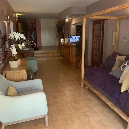 Hotel Logis Le Lonca