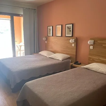 Hotel Logis Le Lonca Porto (Corsica)