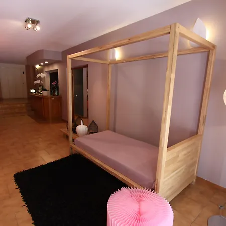 Logis Hotel Le Lonca Ξενοδοχείο 3*