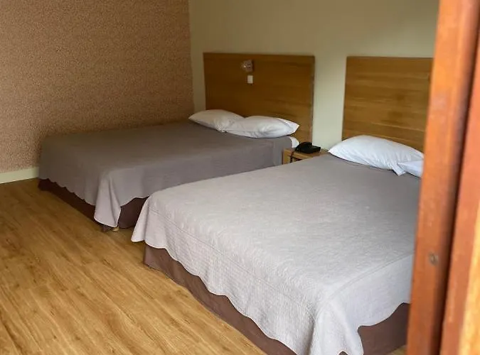 Hotel Logis Le Lonca