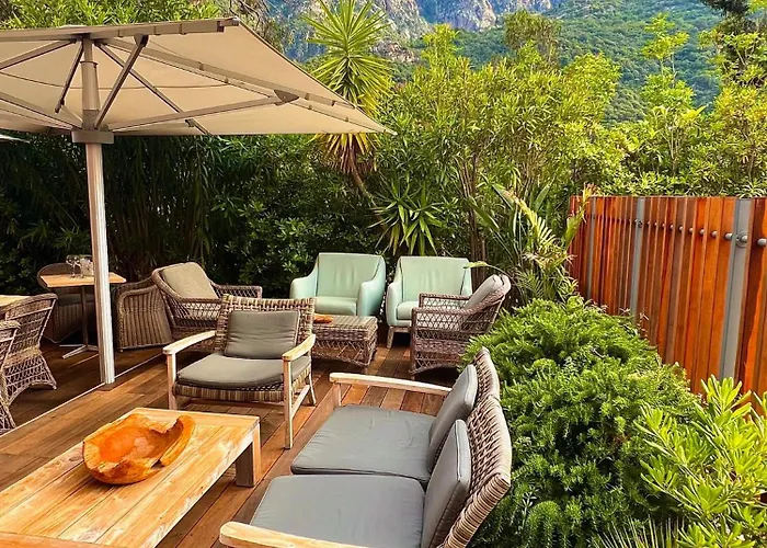 Logis Hotel Le Lonca 3* Porto (Corsica)