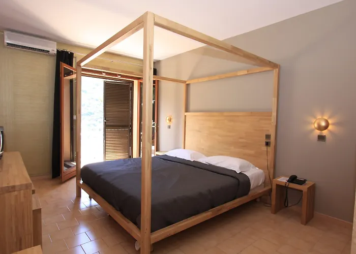 Logis Le Lonca 3* Porto (Corsica)